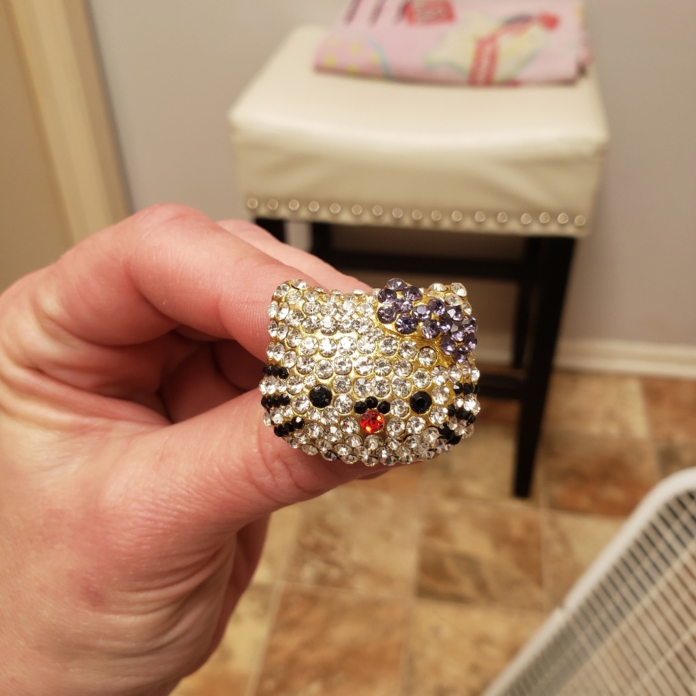 Hello Kitty Rhinestone Ring - Picture 2 of 7